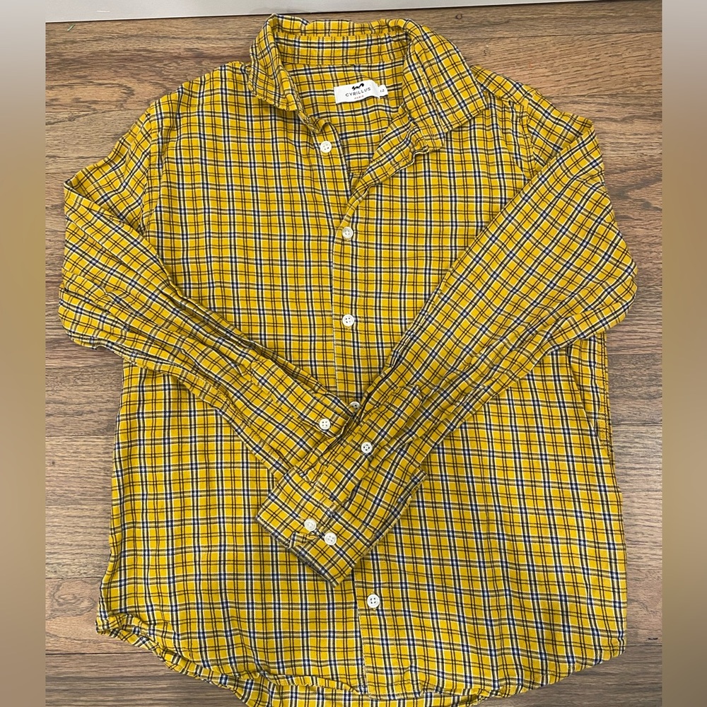 Cyrillus button down